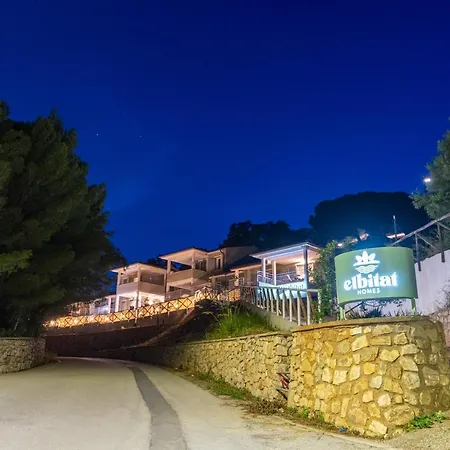 アパートホテル Elbitat Homes Bagnaia (Livorno)