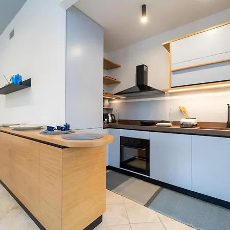 アパートホテル Elbitat Homes